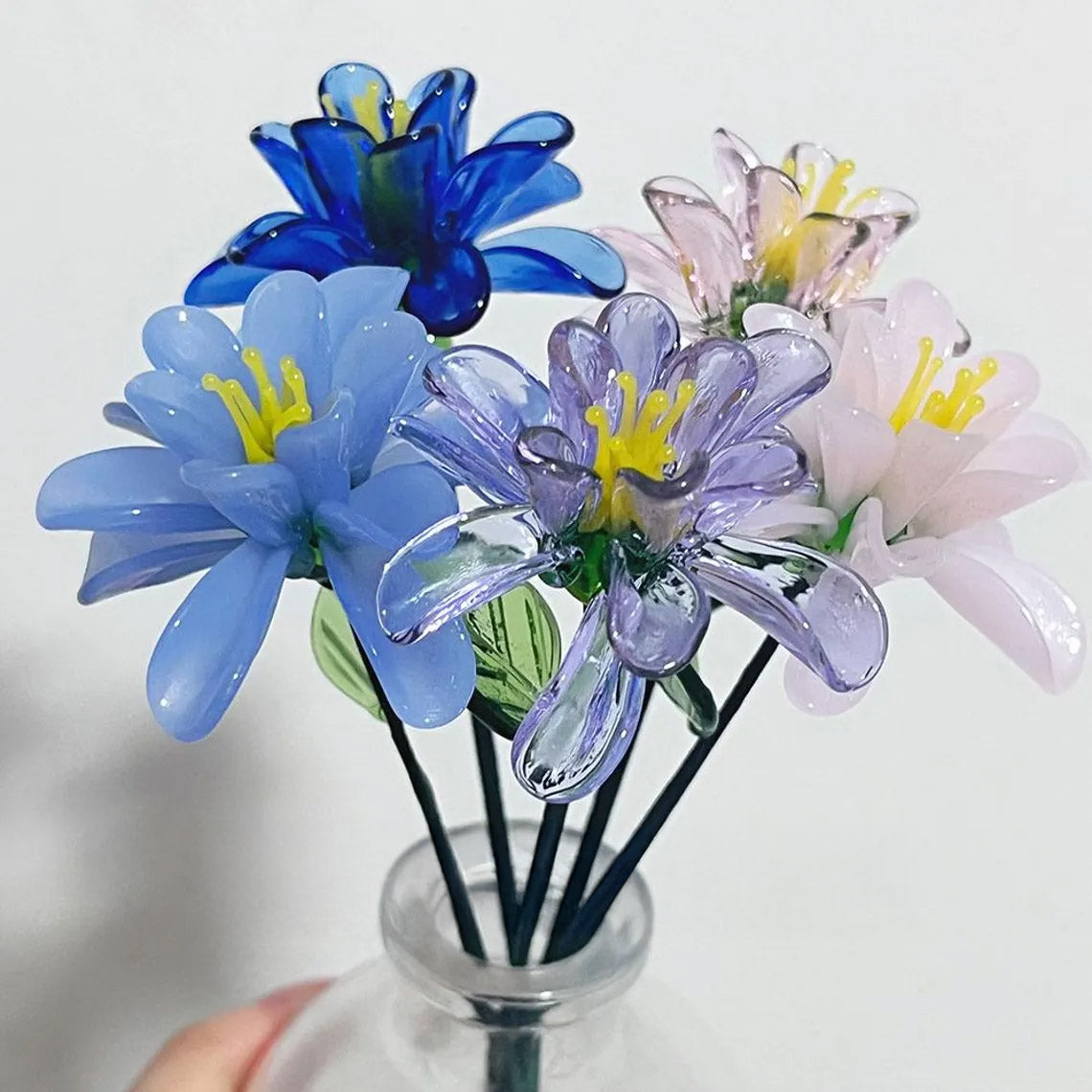 Vibrant Mini Hand-Blown Glass Chrysanthemum Stem – Translucent Floral Art Keepsake